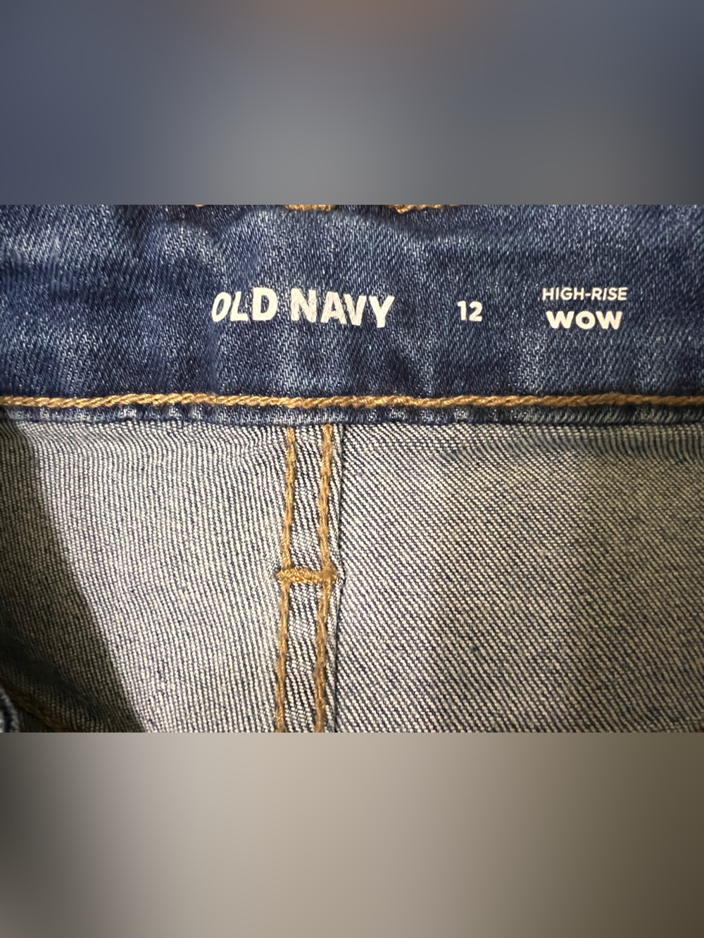 Old Navy Blue Denim Shorts with Contrast Stitching NWT size 12 - Picture 5 of 8